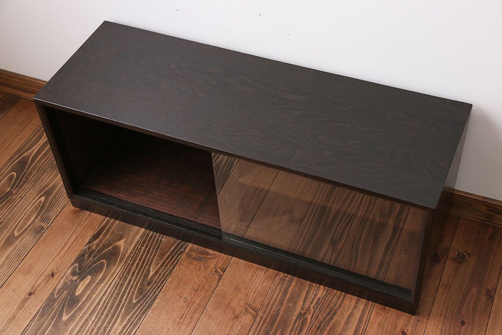 アンティーク家具　1970年代　ガラス戸収納棚