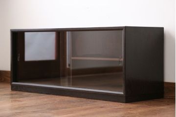 アンティーク家具　1970年代　ガラス戸収納棚