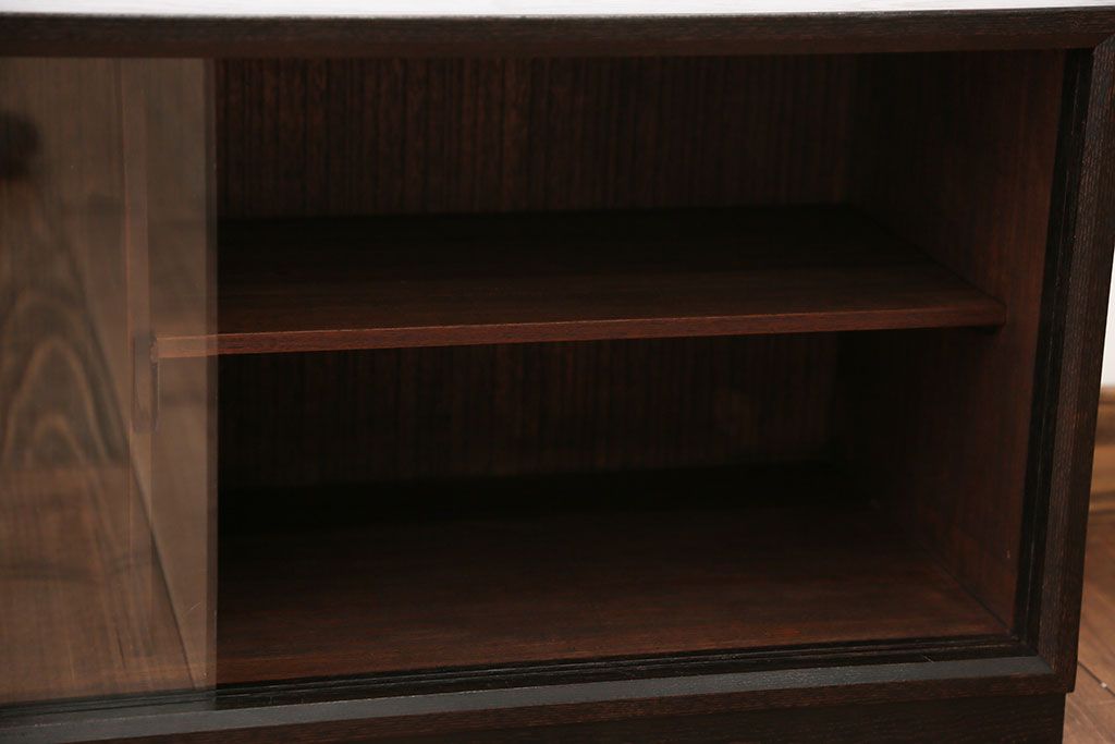 アンティーク家具　1970年代　ガラス戸収納棚