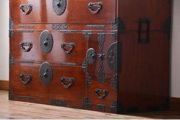 アンティーク家具　古民具・骨董　特注品!立派な金具の米沢箪笥