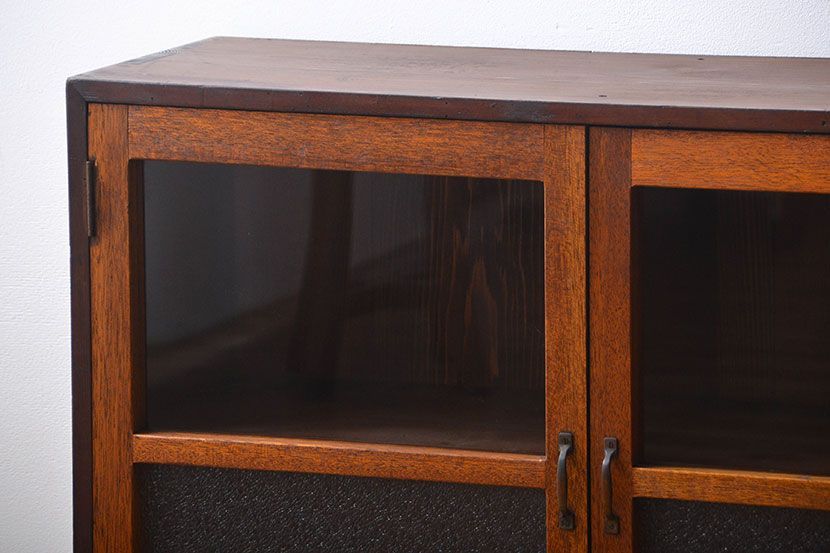 レトロ家具　昭和レトロ　ダイヤガラス入り収納棚