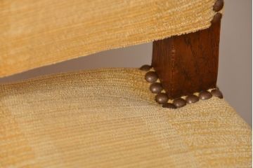 アンティーク家具　イギリスアンティーク　上品なチェア(1)