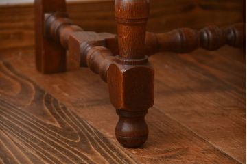 アンティーク家具　イギリスアンティーク　上品なチェア(1)