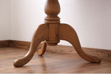 アンティーク家具　イギリスアンティーク　ラウンドテーブル