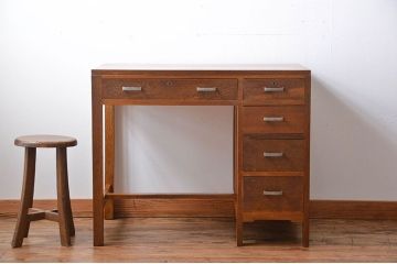 レトロ家具　昭和レトロ　小振りな片袖机