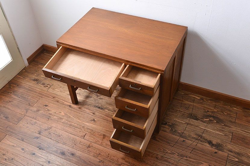 レトロ家具　昭和レトロ　小振りな片袖机