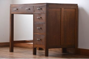 レトロ家具　昭和レトロ　小振りな片袖机