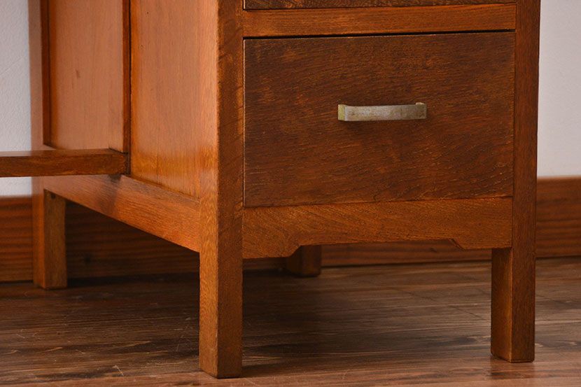 レトロ家具　昭和レトロ　小振りな片袖机