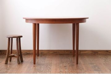ヴィンテージ家具　北欧ビンテージ　デンマーク製　エクステンションテーブル
