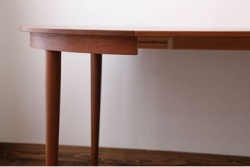 ヴィンテージ家具　北欧ビンテージ　デンマーク製　エクステンションテーブル