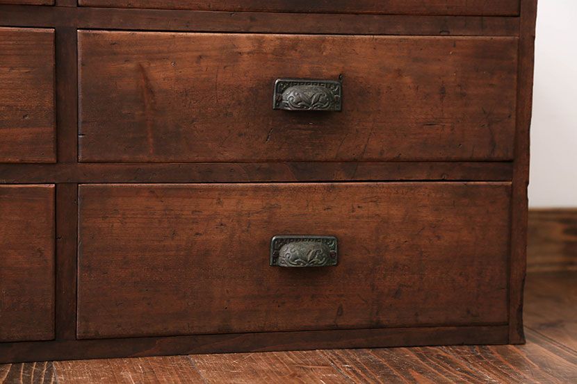 アンティーク家具　古民具・骨董　6杯小引き出し