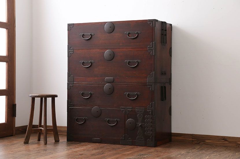 アンティーク家具　古民具・骨董　総檜材の重ね衣装箪笥