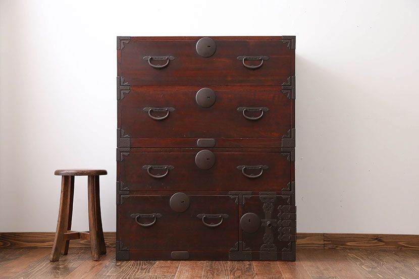 アンティーク家具　古民具・骨董　総檜材の重ね衣装箪笥