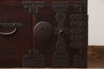 アンティーク家具　古民具・骨董　総檜材の重ね衣装箪笥