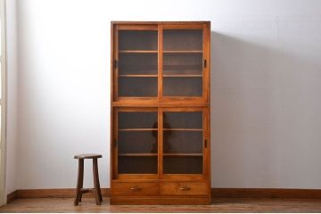 レトロ家具　昭和レトロ　シンプルな収納棚