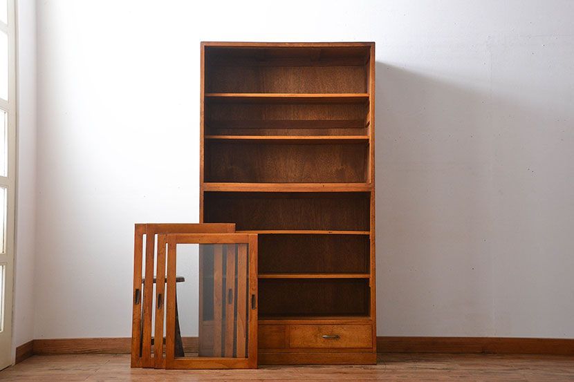 レトロ家具　昭和レトロ　シンプルな収納棚