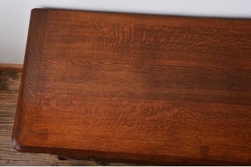 アンティーク家具　イギリスアンティーク　オーク材のチェスト