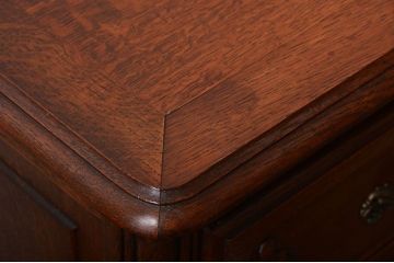 アンティーク家具　イギリスアンティーク　オーク材のチェスト