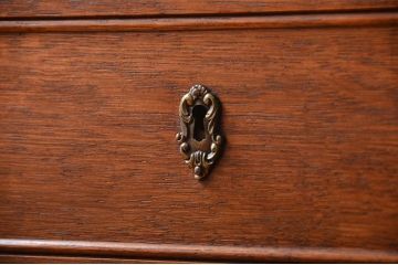 アンティーク家具　イギリスアンティーク　オーク材のチェスト