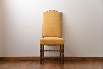 アンティーク家具　イギリスアンティーク　上品なチェア(2)