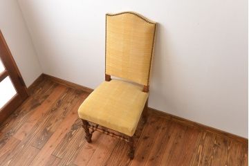 アンティーク家具　イギリスアンティーク　上品なチェア(2)