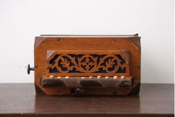 イギリスアンティーク　アコーディオン