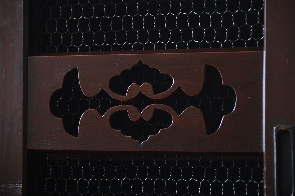 アンティーク家具　古民具・骨董　丸桟仕上げの六尺近江水屋箪笥