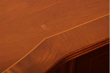 アンティーク家具　イギリスアンティーク　メープル材の上品なサイドボード