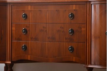 アンティーク家具　イギリスアンティーク　メープル材の上品なサイドボード