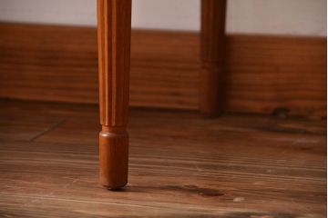 アンティーク家具　イギリスアンティーク　メープル材の上品なサイドボード