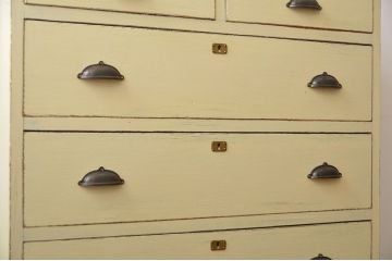 アンティーク家具　アンティークペイント　かわいいチェスト