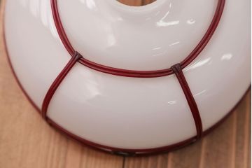 アンティーク　ガラスシェードのレトロな天井照明