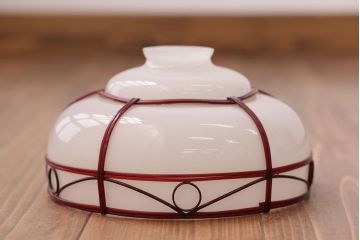 アンティーク　ガラスシェードのレトロな天井照明