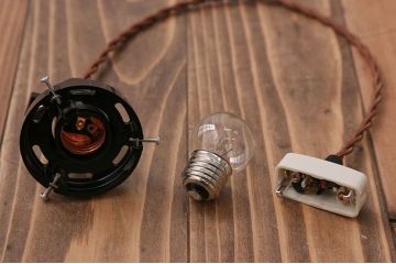 昭和レトロ　懐かしく優しい電笠照明