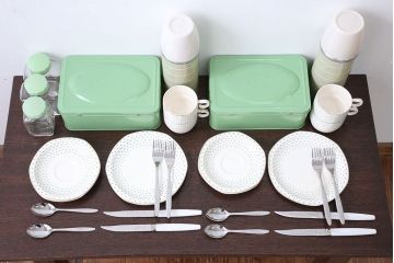 アンティーク雑貨　イギリスアンティーク　BREXTON社　4人用ピクニックセット