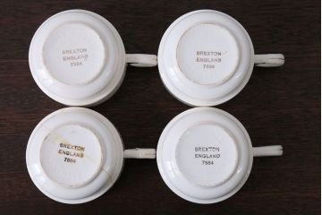 アンティーク雑貨　イギリスアンティーク　BREXTON社　4人用ピクニックセット