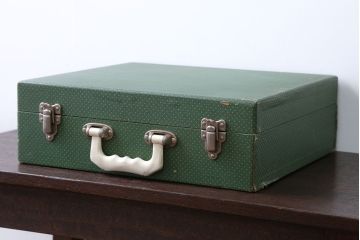 アンティーク雑貨　イギリスアンティーク　BREXTON社　4人用ピクニックセット