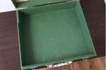 アンティーク雑貨　イギリスアンティーク　BREXTON社　4人用ピクニックセット