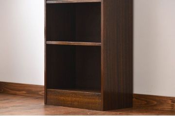 アンティーク家具　ナチュラルスタイル　シンプルな本棚