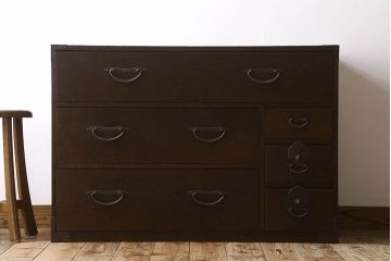 アンティーク家具　味のある古い木の衣装箪笥(チェスト)　古民具・骨董