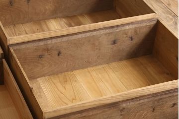 アンティーク家具　味のある古い木の衣装箪笥(チェスト)　古民具・骨董