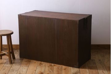 アンティーク家具　味のある古い木の衣装箪笥(チェスト)　古民具・骨董