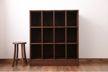 レトロ家具　昭和レトロ　アンティークマス目棚