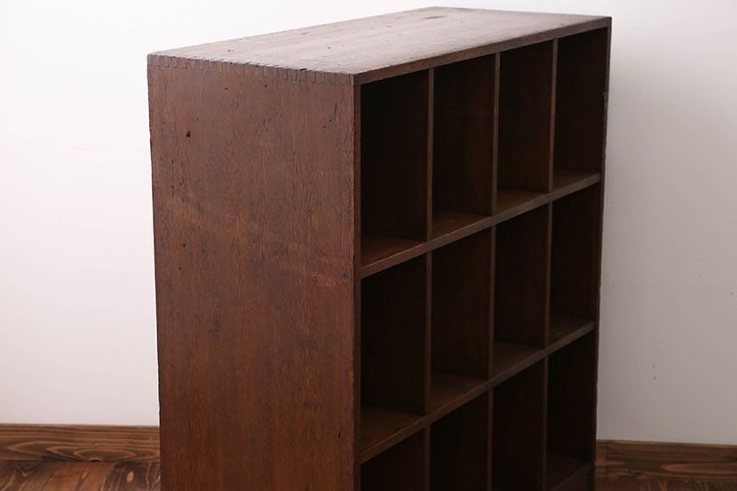 レトロ家具　昭和レトロ　アンティークマス目棚