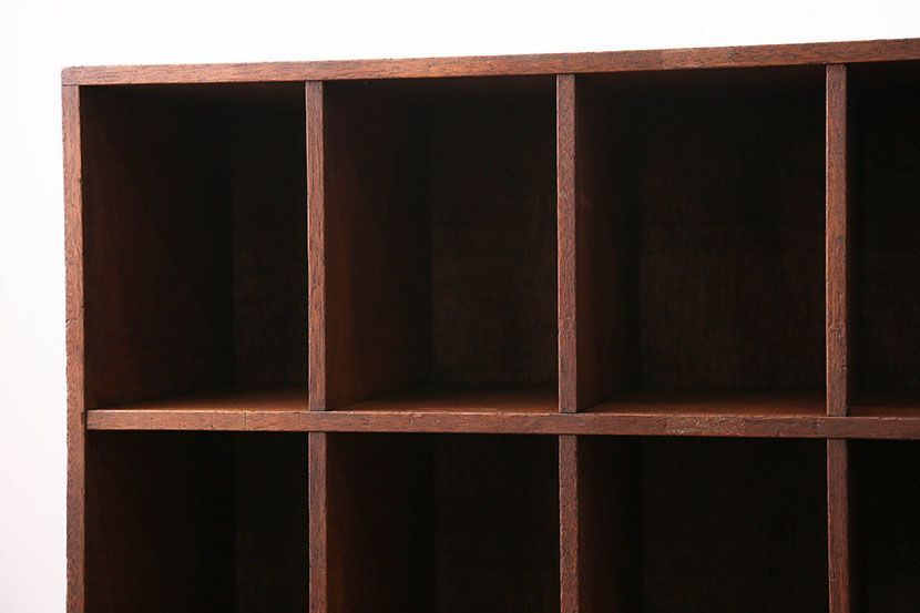 レトロ家具　昭和レトロ　アンティークマス目棚