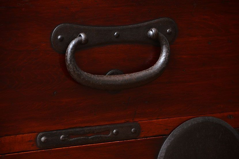 アンティーク家具　古民具・骨董　総檜材!上質な重ね衣装箪笥