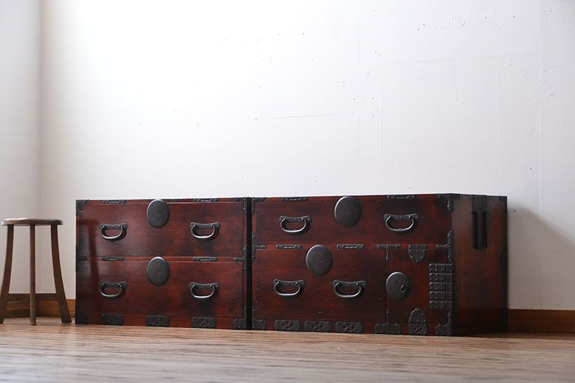 アンティーク家具　古民具・骨董　総檜材!上質な重ね衣装箪笥