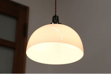 昭和レトロな電笠照明