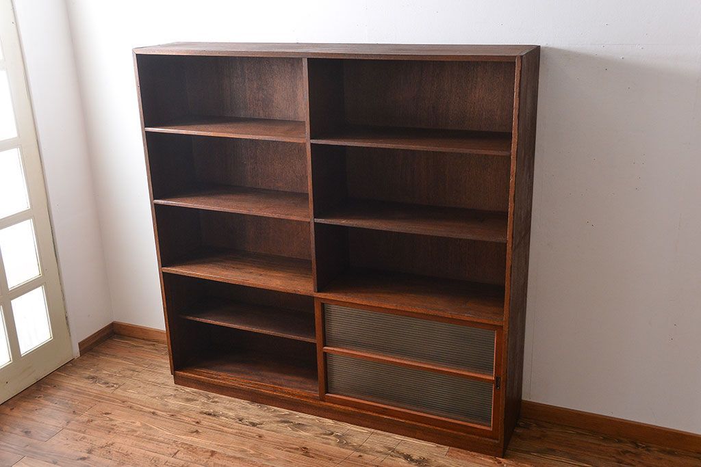 レトロ家具　昭和レトロ　古い学校の大きな収納棚(1)