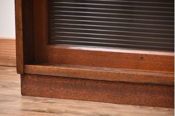 レトロ家具　昭和レトロ　古い学校の大きな収納棚(1)